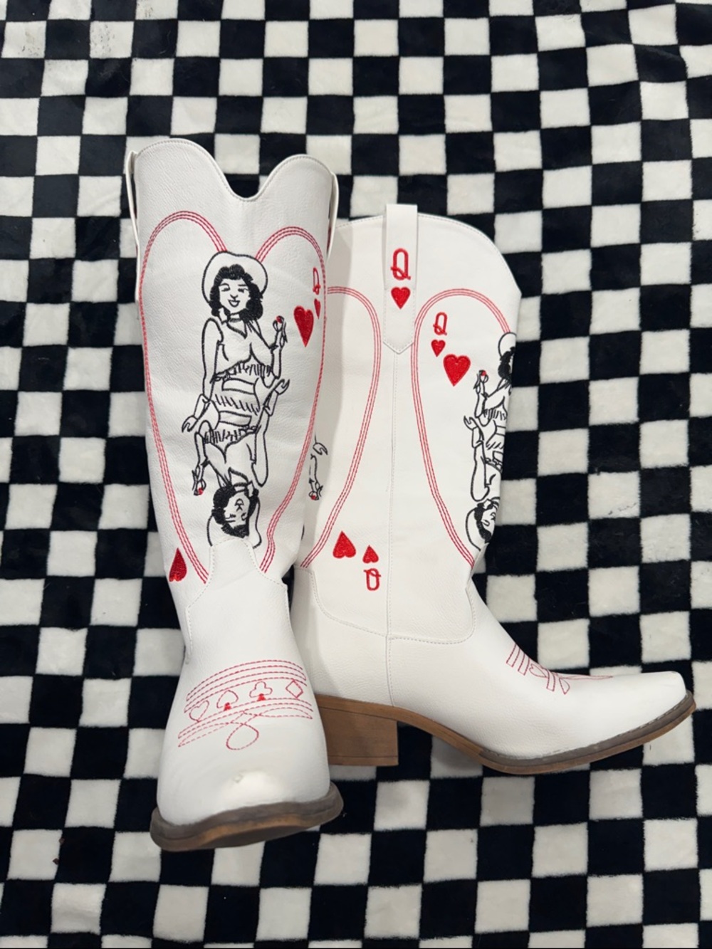 White Queen of Hearts Embroidered Western Boots